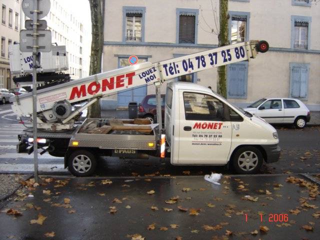 Déménagement avec monte meubles à Lyon