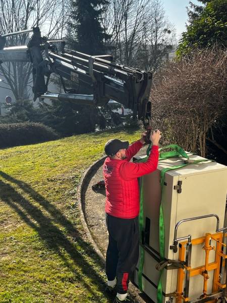 Entreprise de déménagement de charges lourdes en toute sécurité grâce à une équipe spécialisée en manutention à Lyon